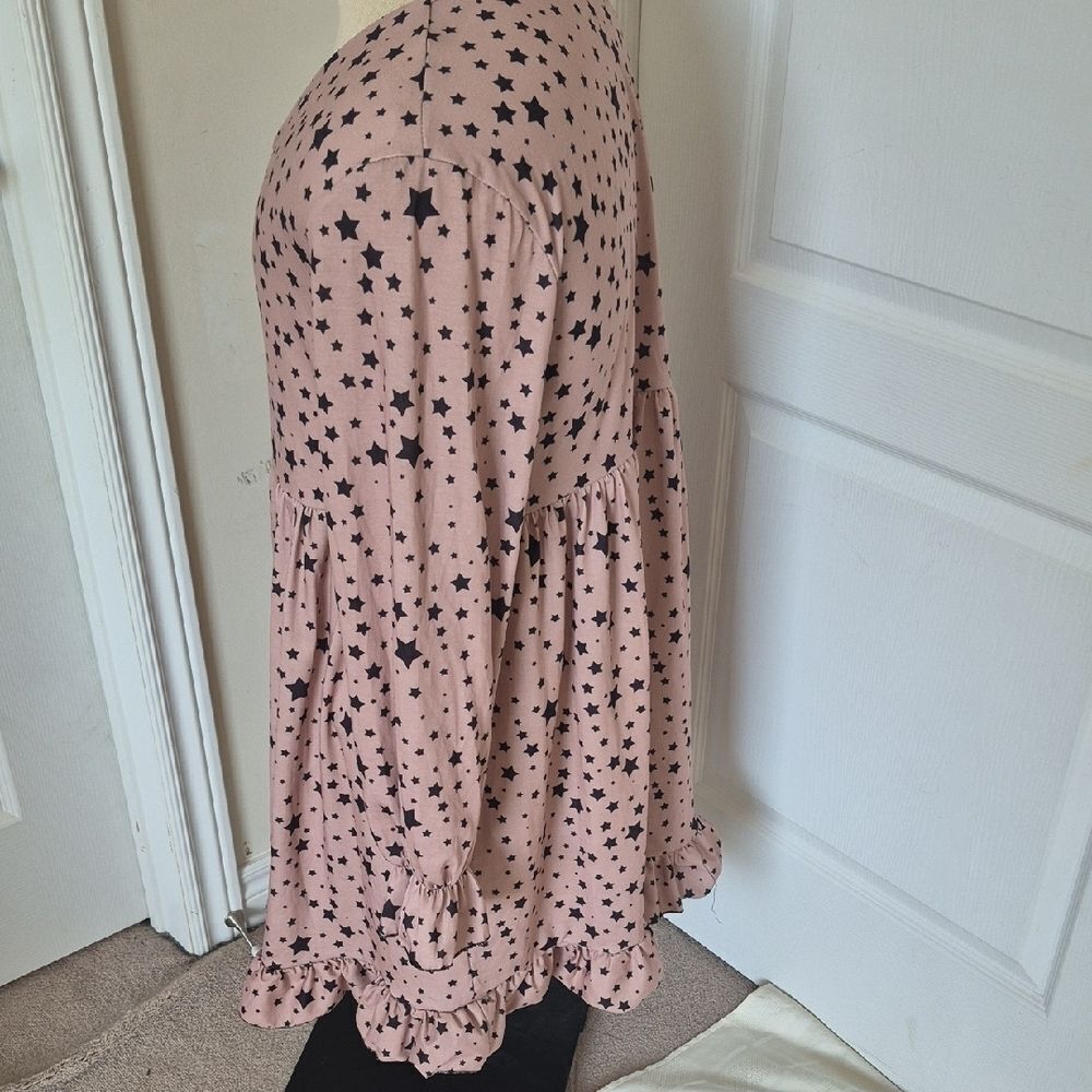 Elegant Starry Pink Midi Dress - Picture 4 of 16
